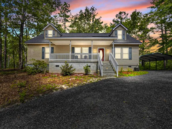 213 Lakeview Rd, Eastover, SC 29044