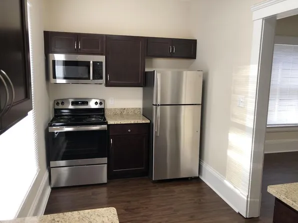 281 S Court St #1, Medina, OH 44256