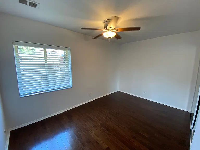E 15th Ave 325 TPP — Photo 61