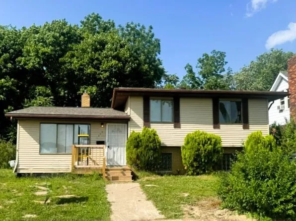 1535 Kearsley Park Blvd, Flint, MI 48506