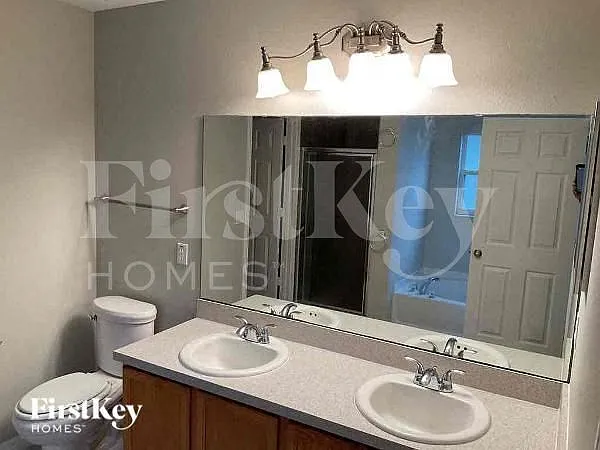 207 Willowbay Ridge St — Photo 10