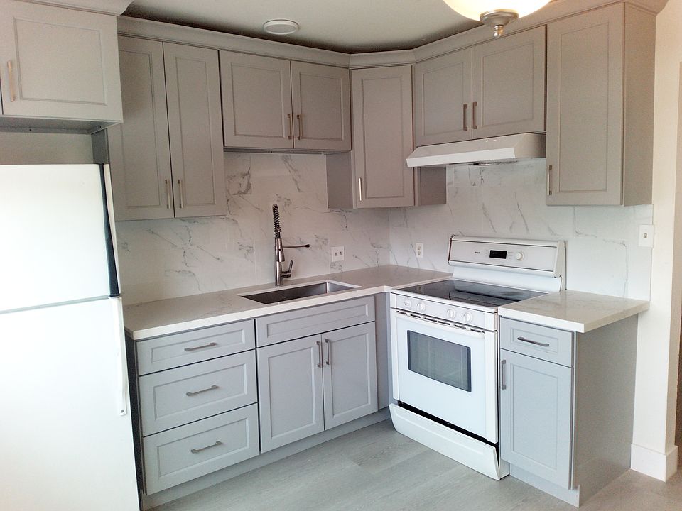 1st image of 664 Johanna Ave #4