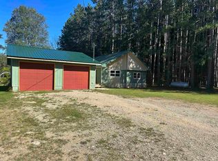 2848 N Et Rd, Trenary, MI 49891