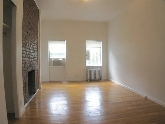 Rented by DSA Realty | media 1