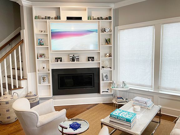 16 Hawthorne Street South