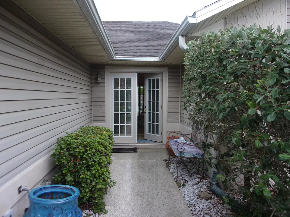 652 Nautical Way