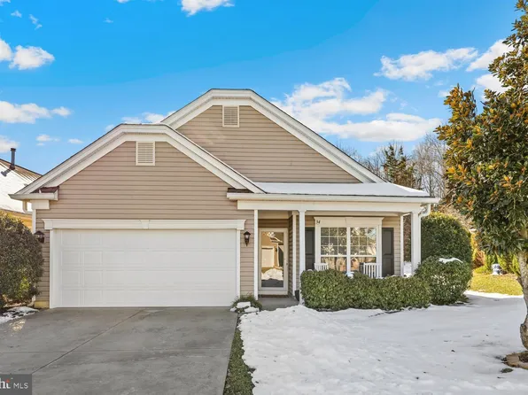 34 Chantilly Pl, Fredericksburg, VA 22406