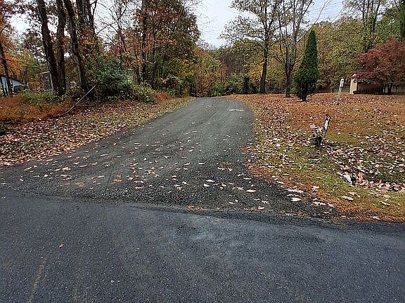 Entrance on Arrington Mtn Rd