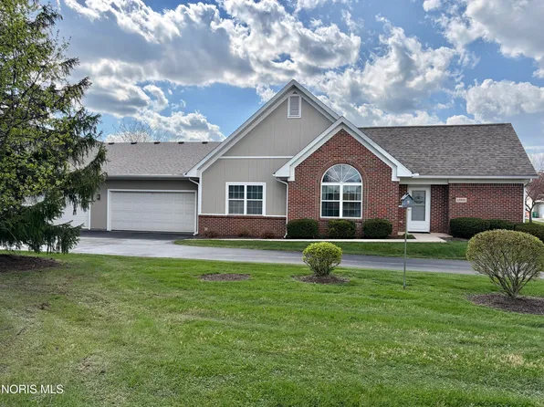 29930 Zachary Ln, Rossford, OH 43460