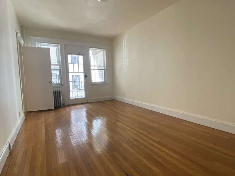 19 Melvin Ave #3 — Photo 5