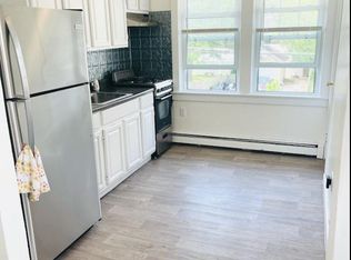 40 Christabel St FLOOR 2, Lynbrook, NY 11563