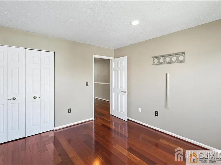 834 Edpas Rd — Photo 6