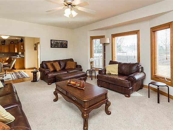 5th image of 4413 SW 29th St