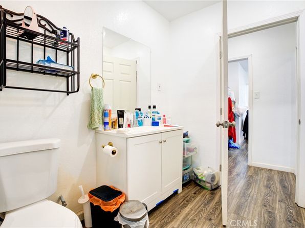 bakersfield-california-18888779 picture