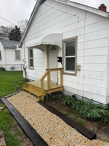 305 S Olive St Photo 1