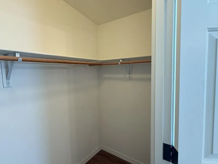 1116 Samantha St — Photo 18