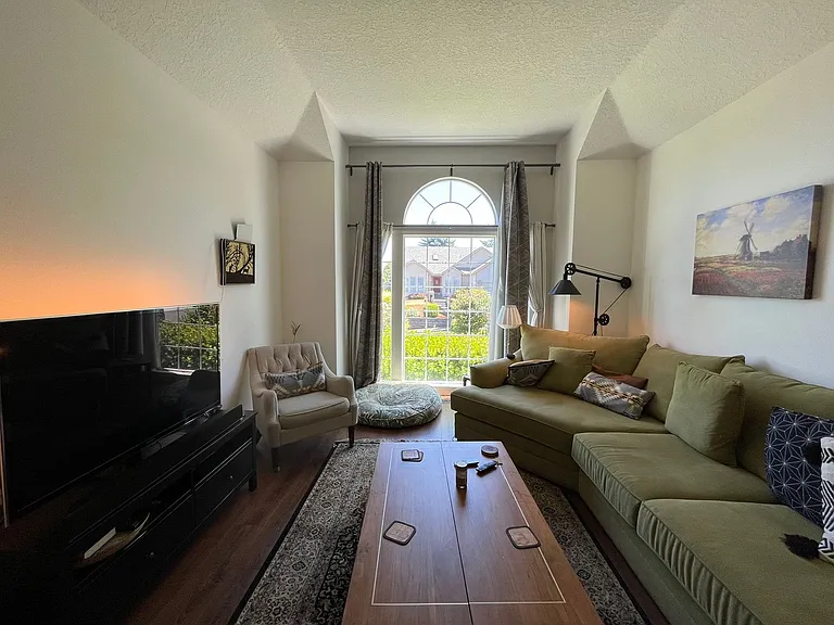6185 NW 208th Ave — Photo 20