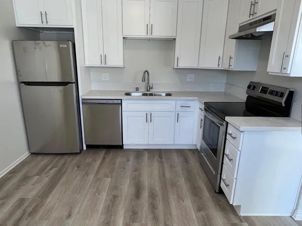Fair Oaks Garden Apartments, 1158 Fair Oaks Ave #26, Arroyo Grande, CA 93420