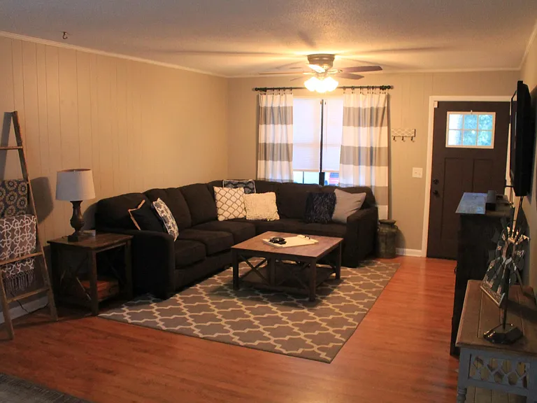 103 Cochran St — Photo 23