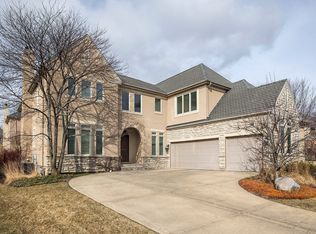 788 Stables Ct W, Highwood, IL 60040