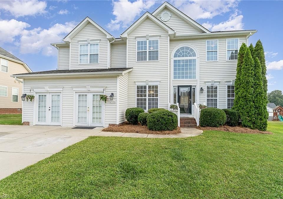 1st image of 2186 McLaughlin Dr