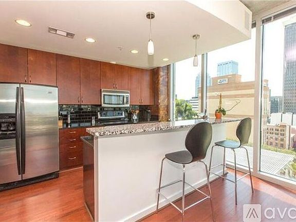 5th image of 777 N Ashley Dr #33602