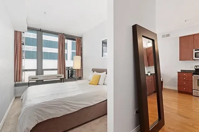 565 W Quincy St #1013 — Photo 9