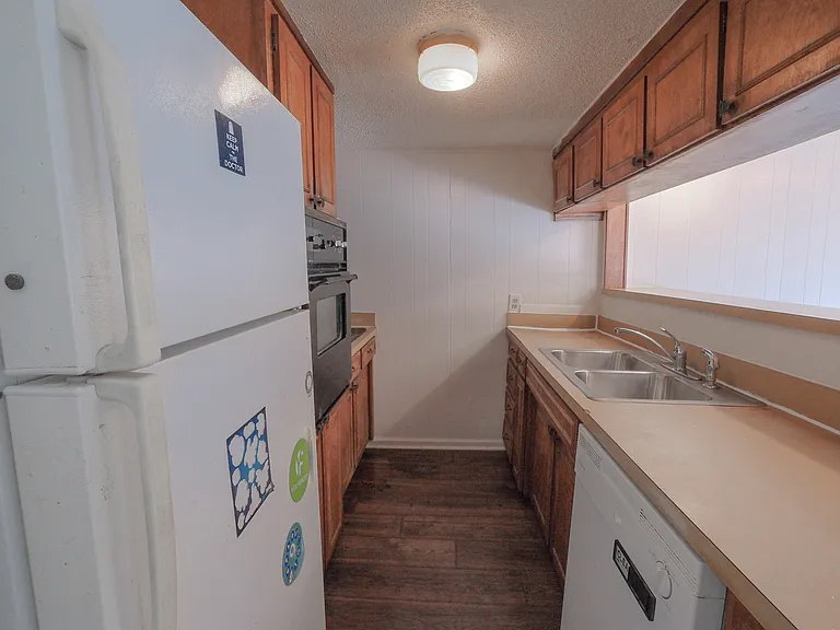 6321 Granbury Rd — Photo 13
