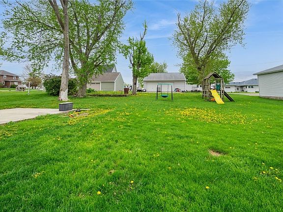 1/4 acre yard