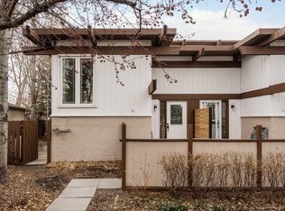 15A Arlington Pl SE, Calgary, AB T2H 2B2