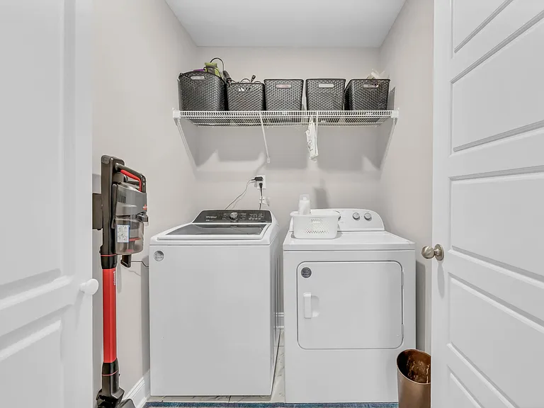 516 Castle Pinckney Ln — Photo 6