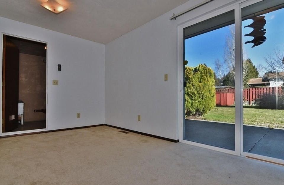 1st image of 3254 Almira Dr