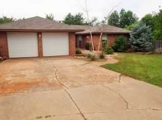 604 E 35th St, Edmond, OK 73013