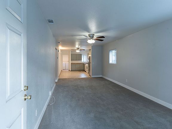 3rd image of 3945 32nd St