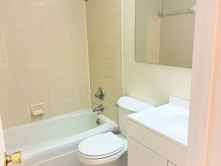 280 Edgewood Rd — Photo 9