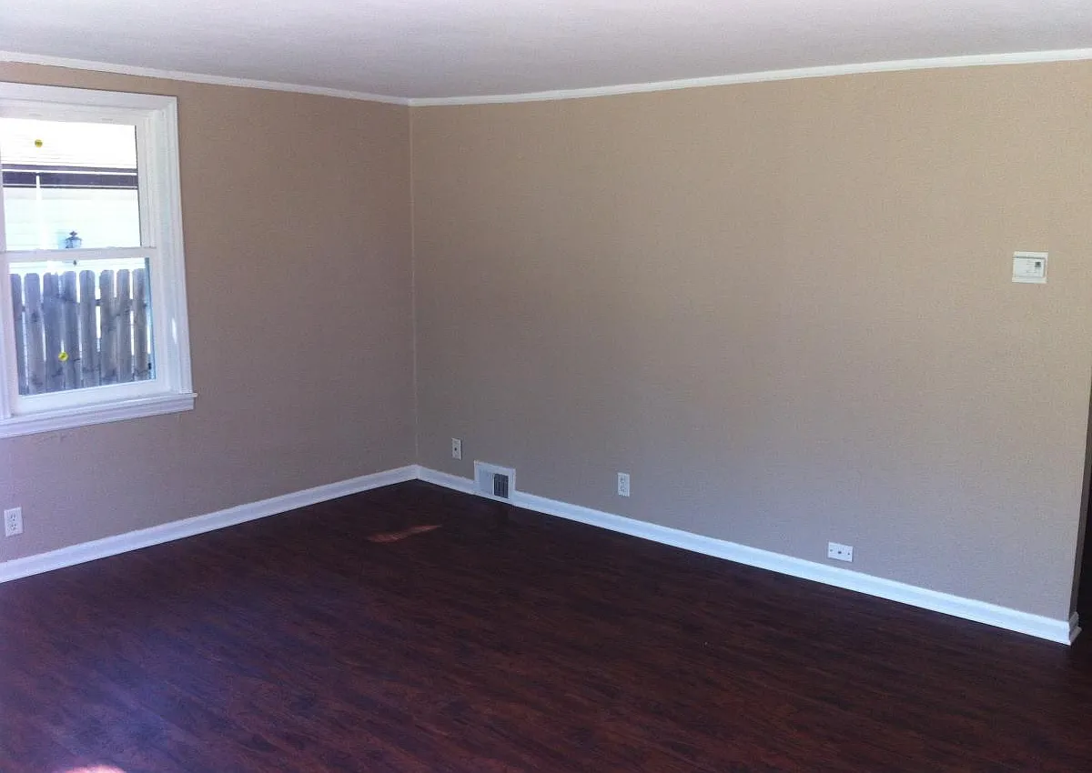 E 6th Street, Mishawaka — Photo 3