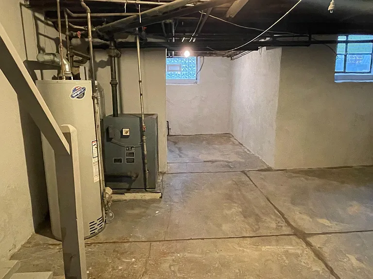 Basement, picture #1