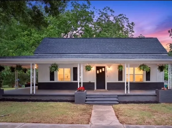 157 S Linda St, Cowpens, SC 29330