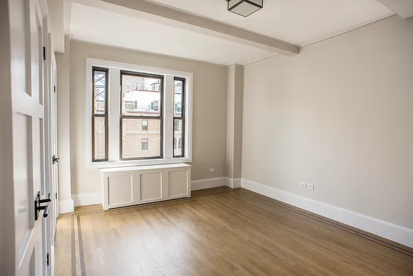 Sold by Argent Advisors LLC | media 18