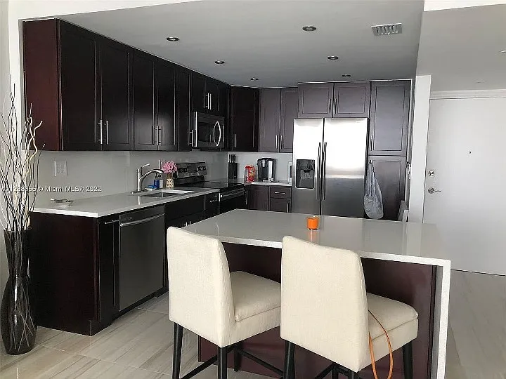 1301 NE Miami Gardens Dr #902W
