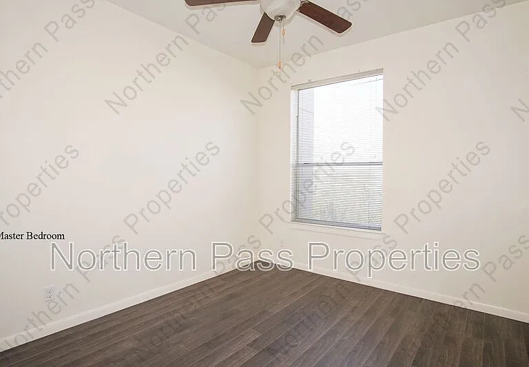 6262 Woodrow Bean #6 — Photo 11