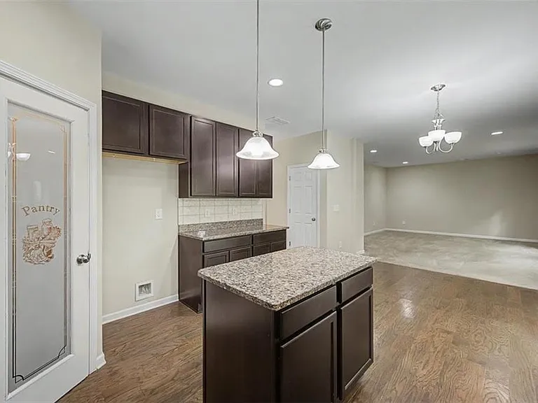 425 Moonlit Trl — Photo 18