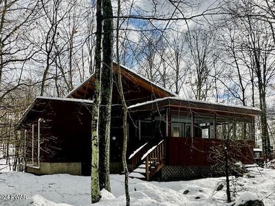 121 Maple Ridge Dr, Lords Valley, PA, 18428