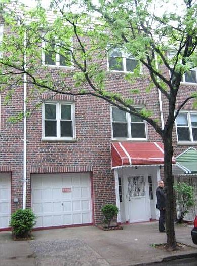 1st image of 4715 40th St