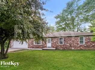 6010 Bluff Crest Ct, Indianapolis, IN