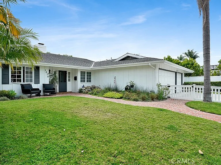 1826 Buttonshell Ln — Photo 44