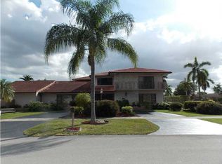 13140 SW 2nd St, Miami, FL 33184