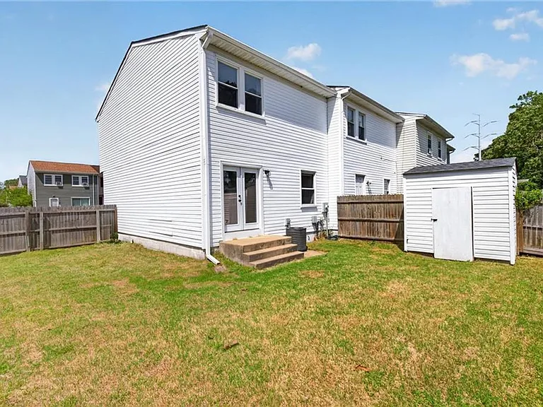 3017 Herrmann Ct — Photo 18