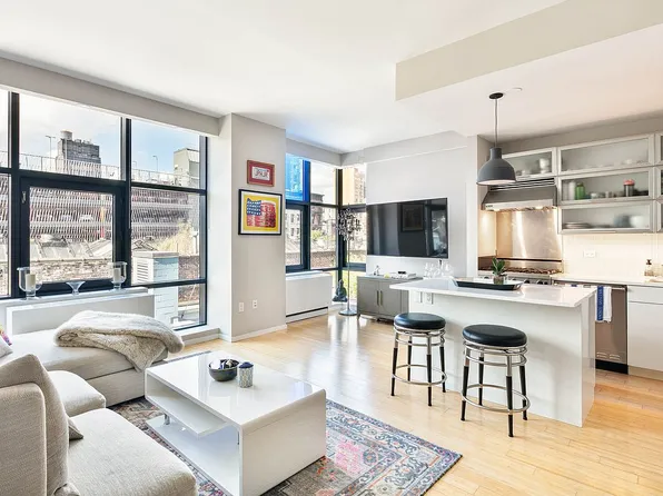 105 Norfolk St APT 3A, New York, NY 10002