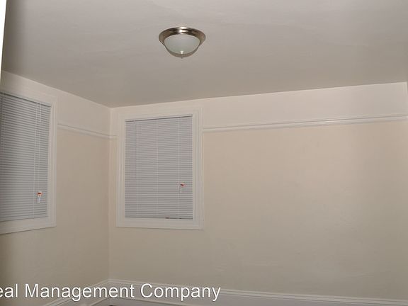 2nd image of 1640 Golden Gate Ave APT 10